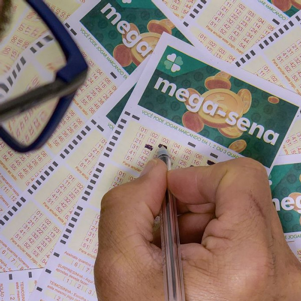 Mega-Sena acumula e próximo concurso deve pagar R$ 50 milhões