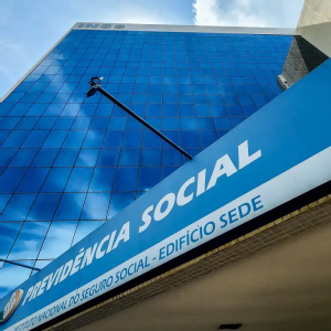 Governo Federal quer reduzir fila do INSS para até 45 dias