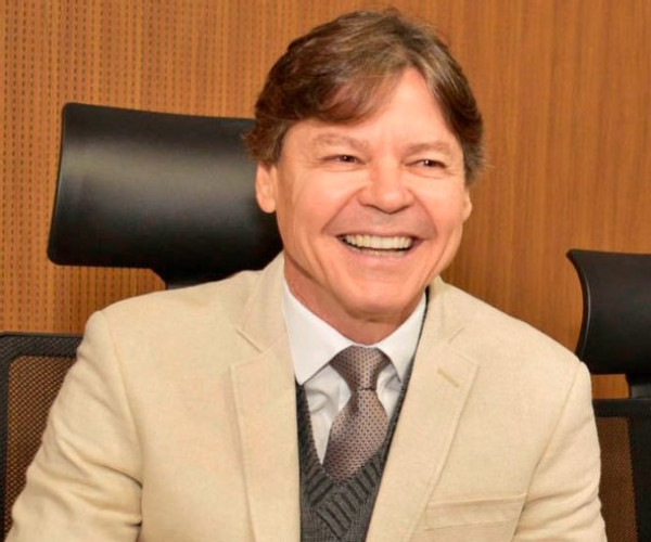 Deputado destina recursos para modernizar atendimento oncológico em Corumbá