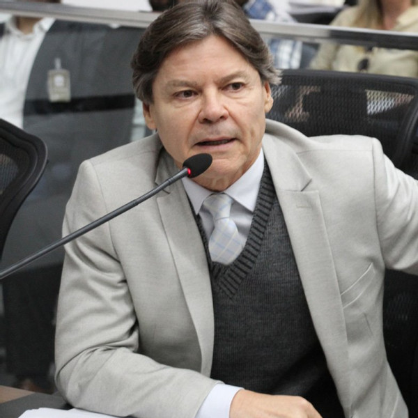 Aprovado:  Projeto de Paulo Duarte obriga empresas a marcar data e horário de entrega em MS