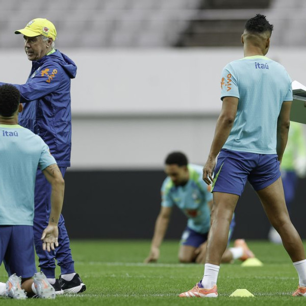 Ancelotti aposta no esquema 4-4-2 diante da Coreia do Sul