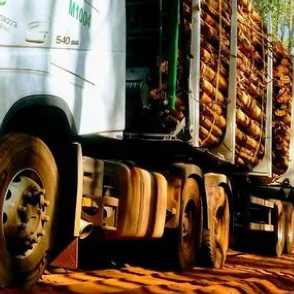 Deputado Paulo Duarte propõe restrições ao tráfego de caminhões tritrens na Estrada Parque Piraputanga