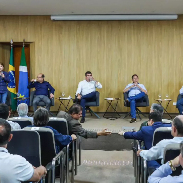 Eduardo Riedel promete “maior eficiência” em parceria com prefeitos eleitos de MS