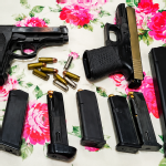 Operação da Polícia Civil apreende armas em imóvel de investigado por violência doméstica