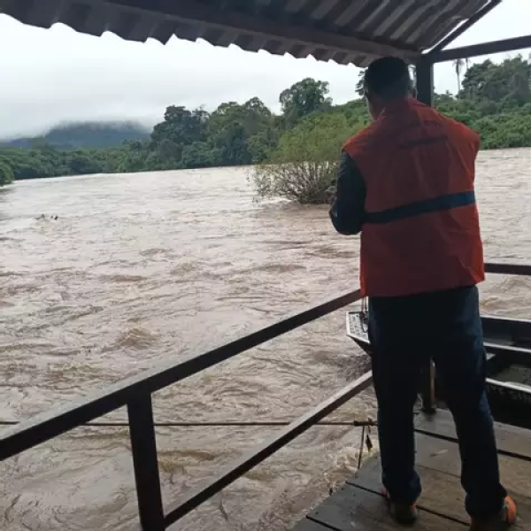 Chuvas intensas elevam volumes de rios e colocam cidades do interior de MS em alerta