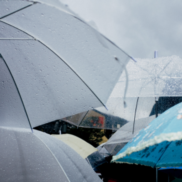 Inmet emite alertas para chuvas intensas em grande parte do país nesta quarta-feira