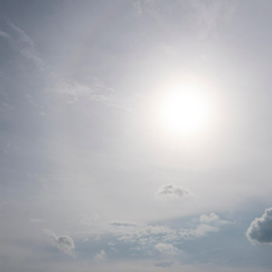 Calor predomina e pancadas isoladas marcam a segunda-feira em Mato Grosso do Sul