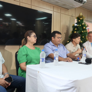 Em coletiva de imprensa, Dr. Gabriel fala sobre projetos, parcerias e anuncia primeira secretária de sua gestão