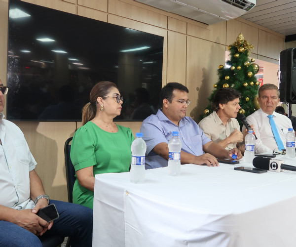 Em coletiva de imprensa, Dr. Gabriel fala sobre projetos, parcerias e anuncia primeira secretária de sua gestão