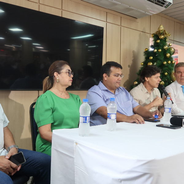 Em coletiva de imprensa, Dr. Gabriel fala sobre projetos, parcerias e anuncia primeira secretária de sua gestão