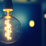 Aneel mantém bandeira verde e conta de luz segue sem taxa extra em abril