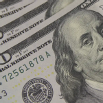 Dólar cai para R$ 5,46 com alívio nas tensões entre EUA e China