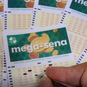 Mega-Sena acumula e prêmio vai a R$ 105 milhões