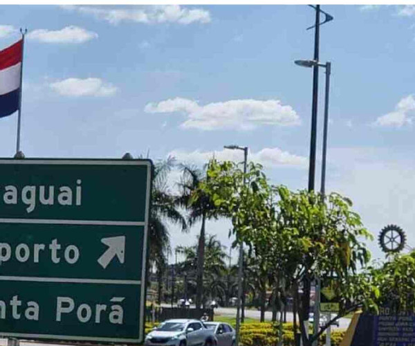 Jovem escapa de sequestradores e é encontrada em país vizinho