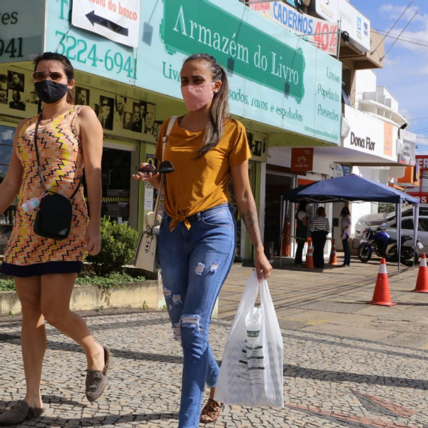 Município de Goiás reforça medidas contra a Covid-19: Máscaras, álcool e distanciamento obrigatórios