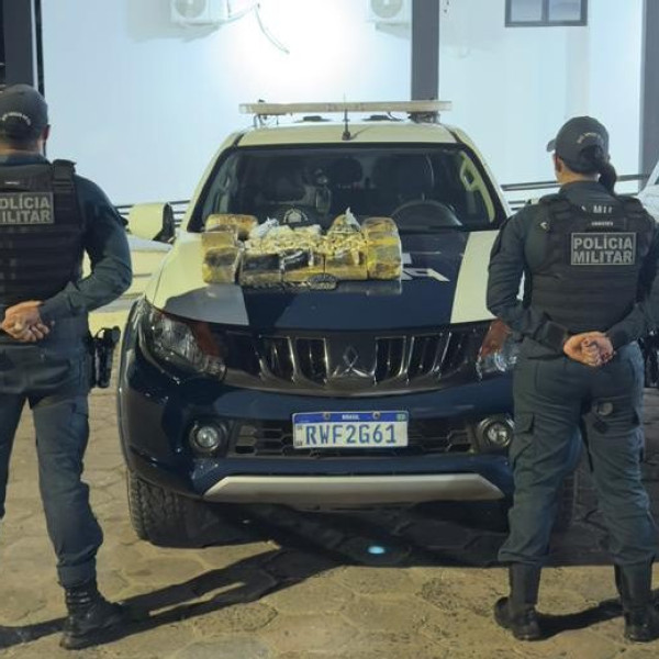 Em Corumbá, PM apreende 17,4 quilos de drogas em ônibus de turismo