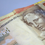 Receita paga lote da malha fina do