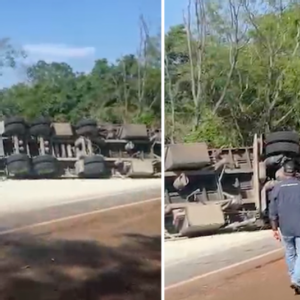 Carreta carregada com cimento tomba e bloqueia totalmente a BR-262